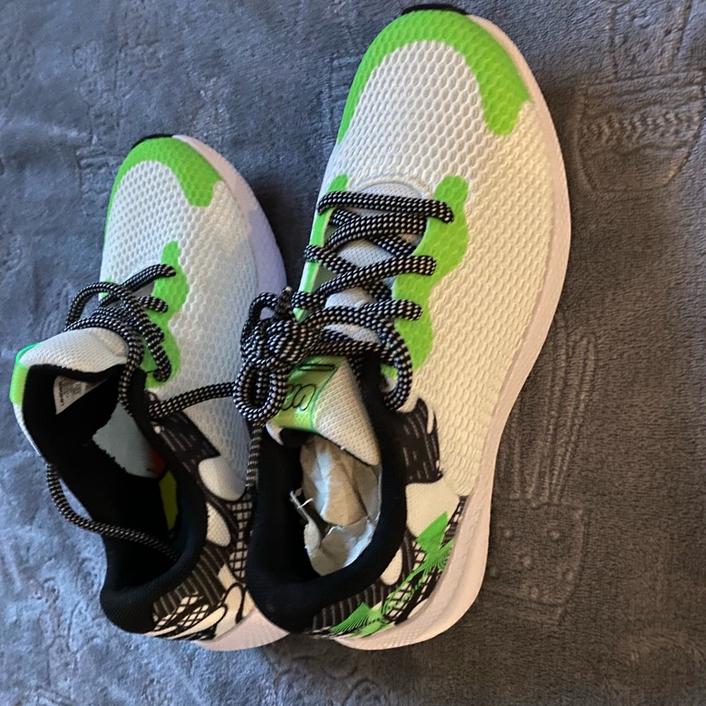 Boys under armour shoes